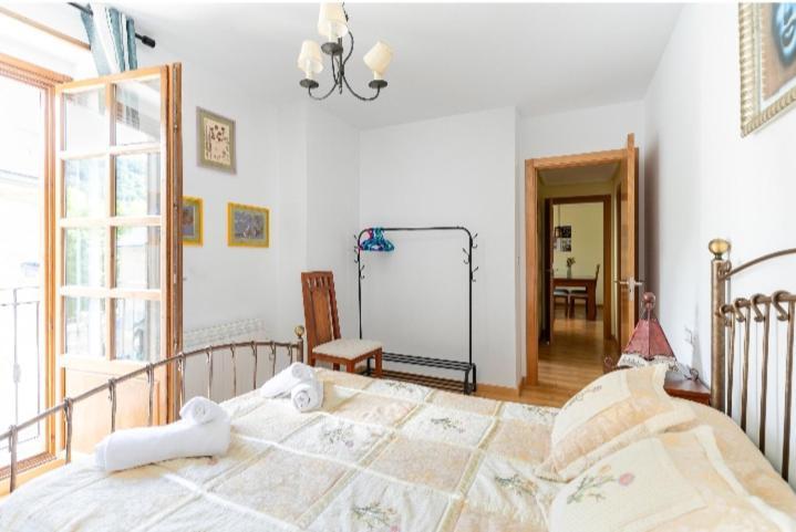 Apartamentos Bubal Pena Telera El Pueyo de Jaca Quarto foto